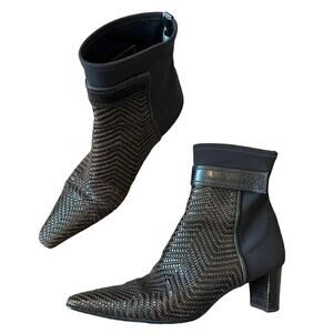 Stuart Weitzman Boots Brown Woven Closed Pointed Square Toe Chunky Heel Shoes